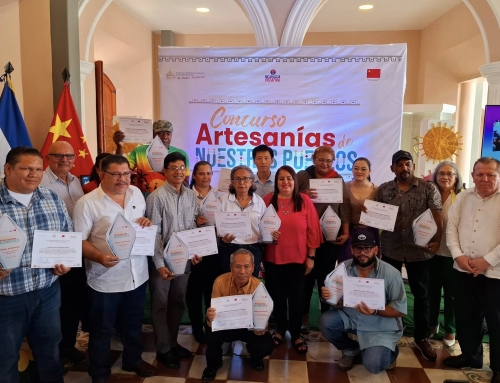 Ceremonia de premiación concurso artesanías de nuestros pueblos