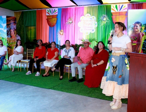 Lanzamiento del III concurso nacional de huipiles